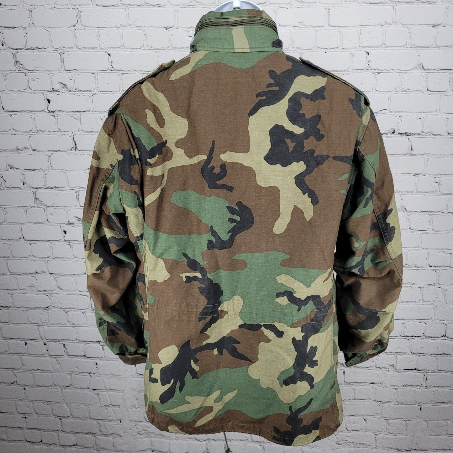 US Army Camo Cold Weather Field Jacket Zip Snap Military Army Medium M