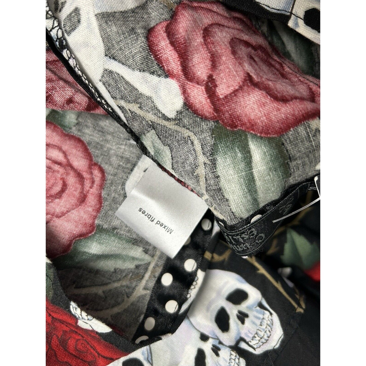 NWT C-Unique Black White Red Skull Rose Back Zip Unlined Skirt Women’s Size 20