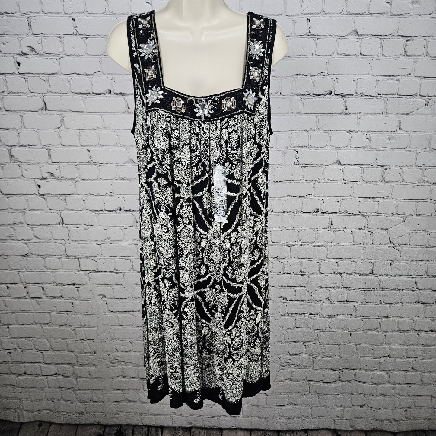 NWD Forbidden Black White Floral Beaded Sequin Accents Boho Midi Dress Large L