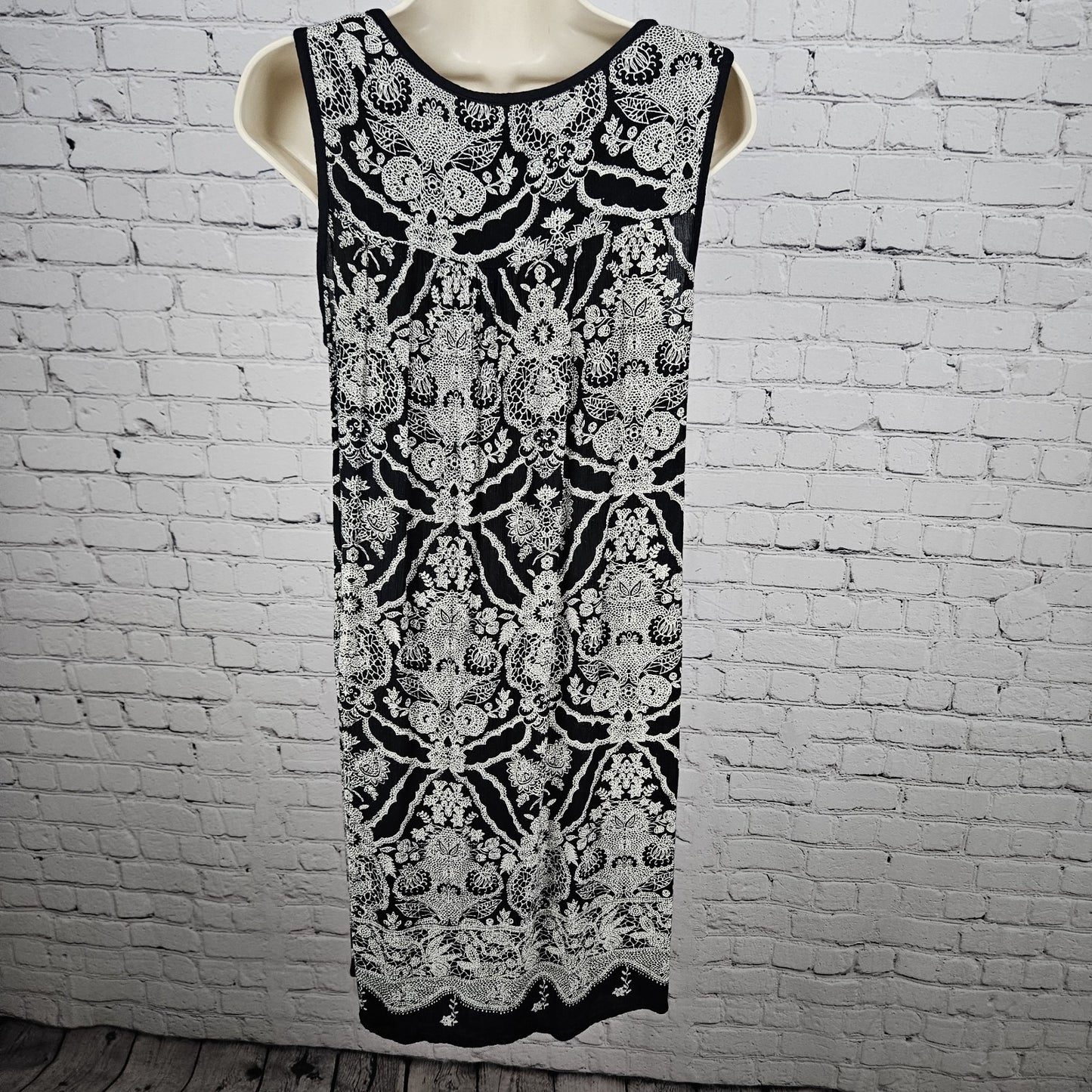 NWD Forbidden Black White Floral Beaded Sequin Accents Boho Midi Dress Large L