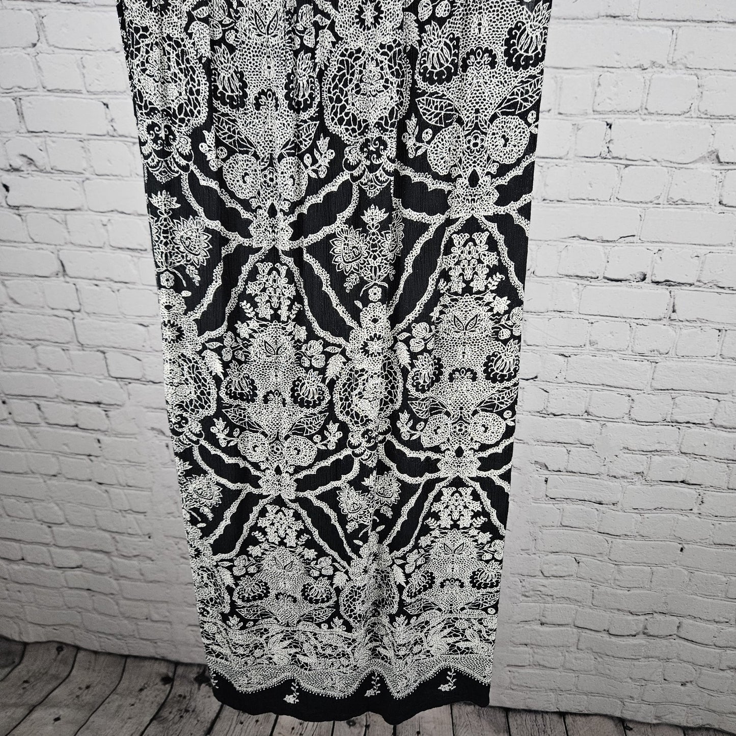 NWD Forbidden Black White Floral Beaded Sequin Accents Boho Midi Dress Large L