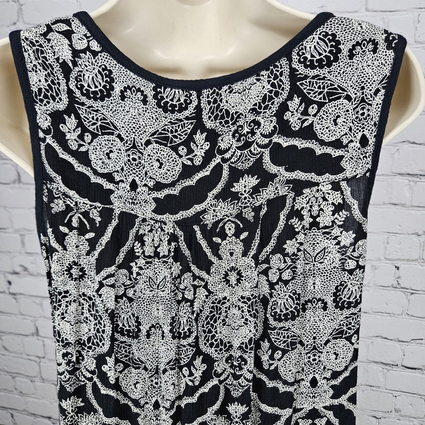 NWD Forbidden Black White Floral Beaded Sequin Accents Boho Midi Dress Large L