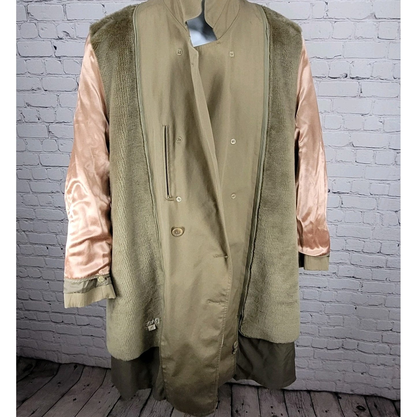 VTG Oleg Cassini Tan Brown Buttoned Belted Removable Liner Trench Coat 44R