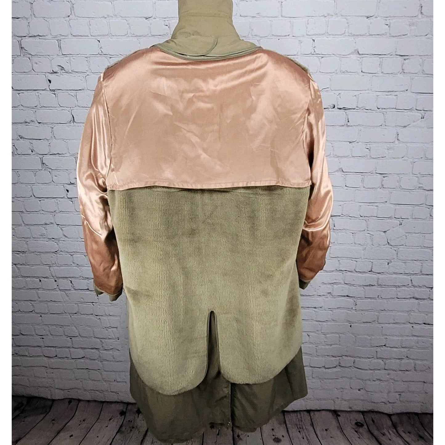 VTG Oleg Cassini Tan Brown Buttoned Belted Removable Liner Trench Coat 44R