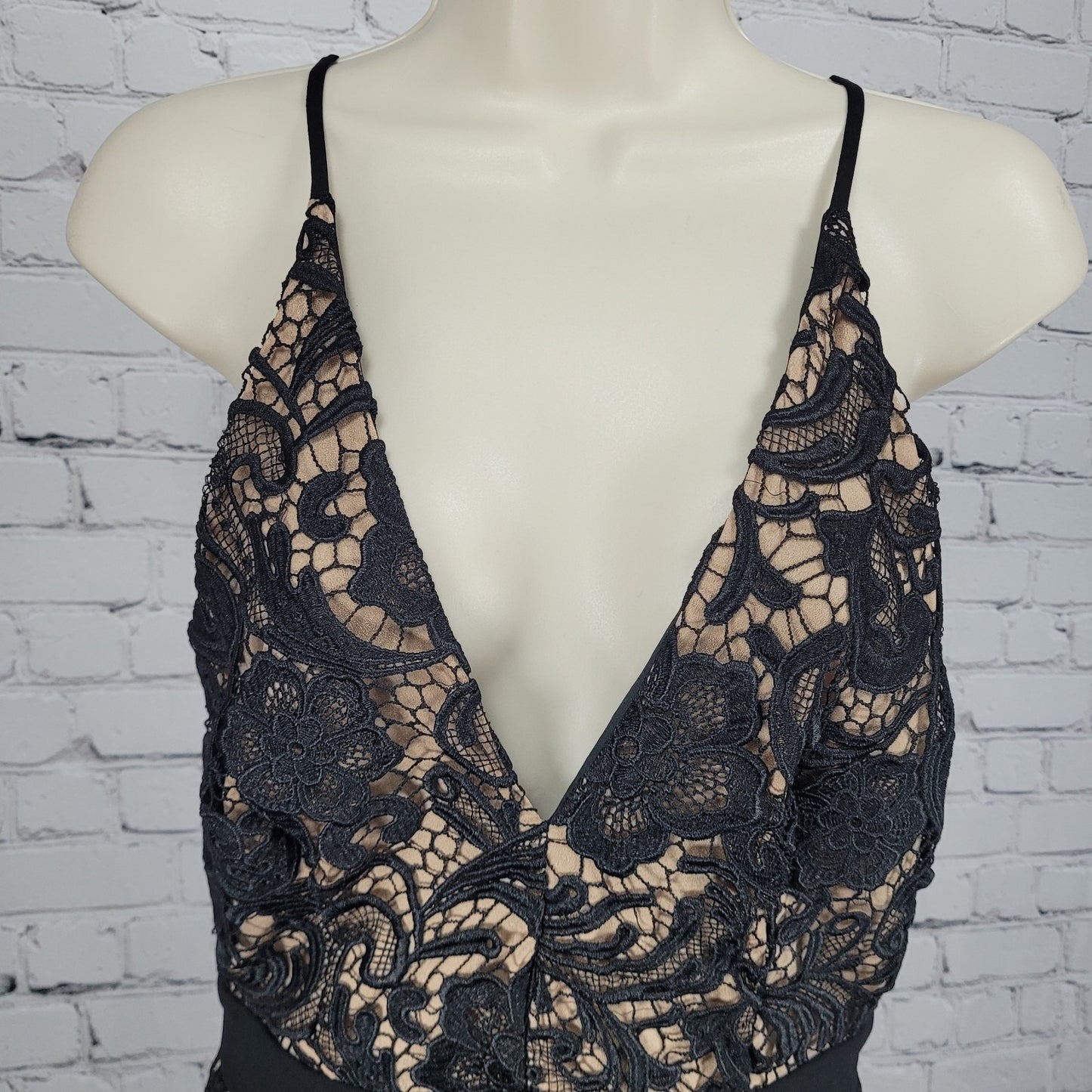 Dress The Population Black Crochet Lace Overly Strappy Plunge Dress USA Medium M
