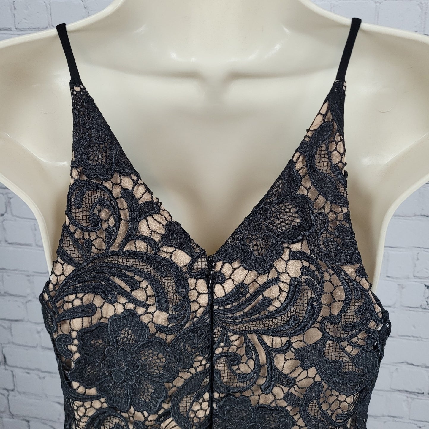Dress The Population Black Crochet Lace Overly Strappy Plunge Dress USA Medium M
