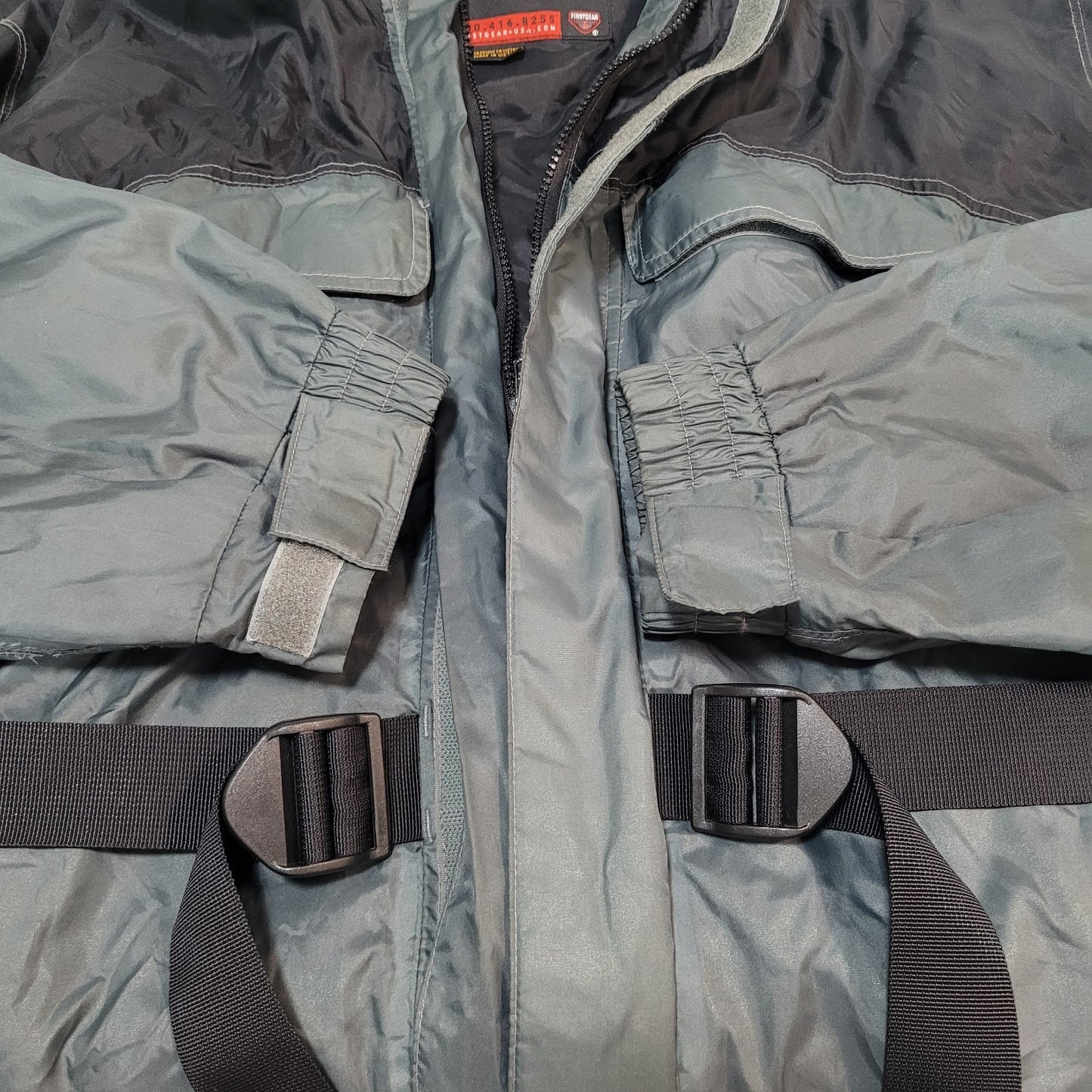 First Gear Premium Riding Equipment Intersport Hooded Rainman Jacket Size XL