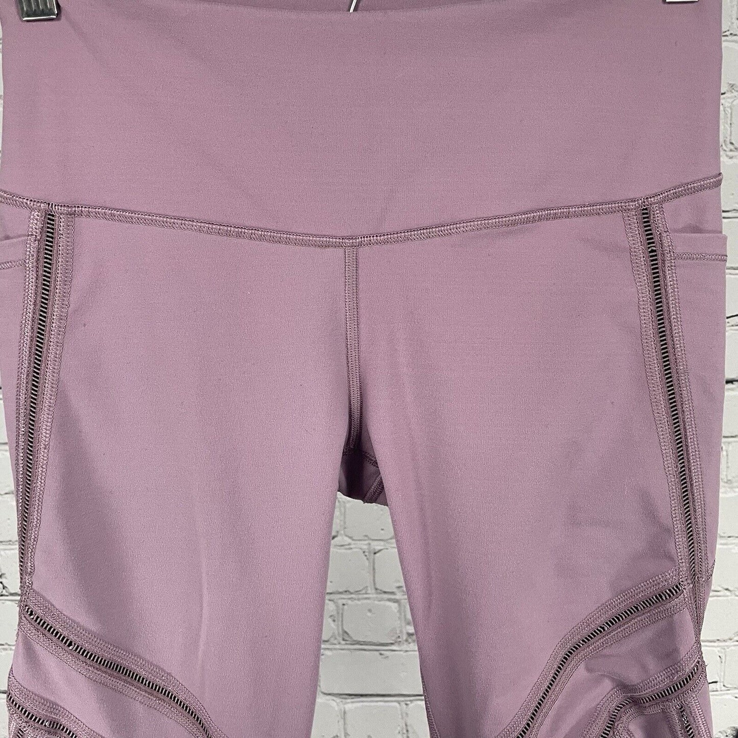 Victoria’s Secret Victoria Sport Knockout Purple Yoga Pants Size Small (26x27)