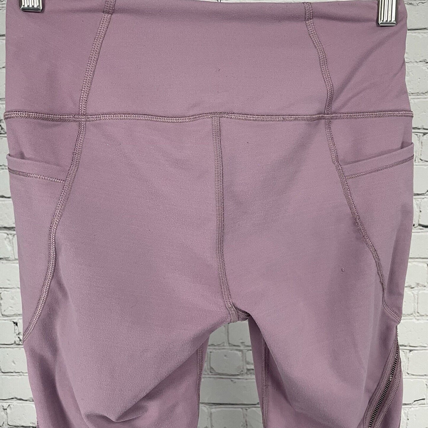 Victoria’s Secret Victoria Sport Knockout Purple Yoga Pants Size Small (26x27)