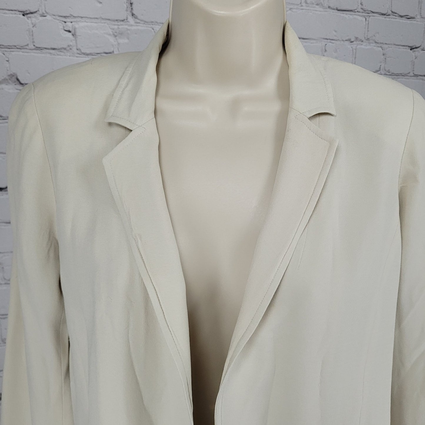 Eileen Fisher Beige 100% Silk Lightweight Notch Blazer Suit Jacket Size PP