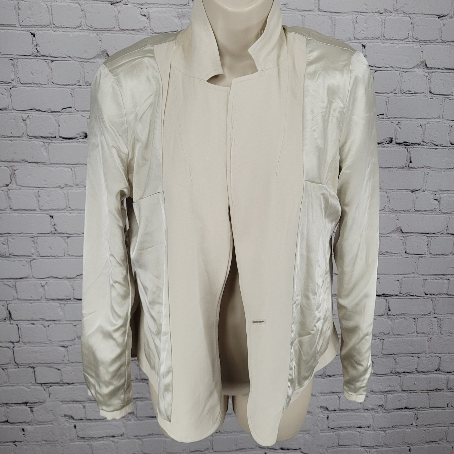 Eileen Fisher Beige 100% Silk Lightweight Notch Blazer Suit Jacket Size PP