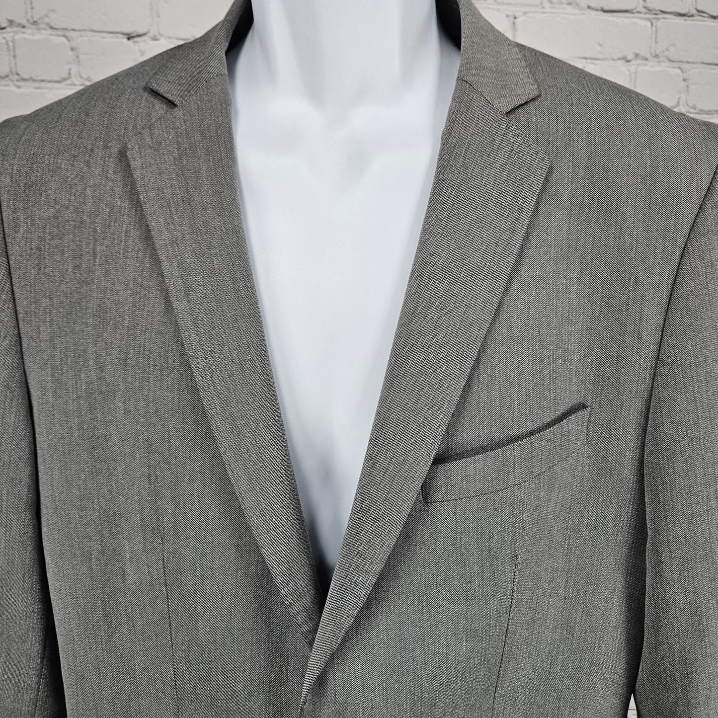 Zara Man Basic Grey 2 Button Single Vented Notch Suit Blazer Sport Coat 42