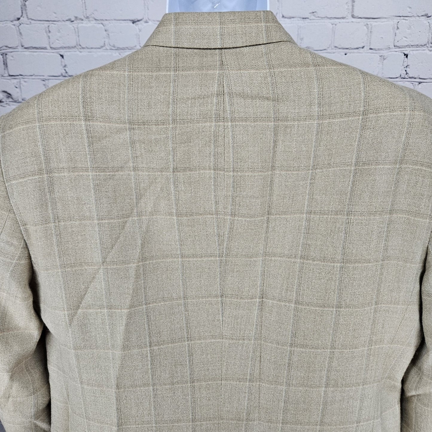 Stafford Beige Silk Wool Executive 3 Button Ventless Notch Blazer Sport Coat 42R
