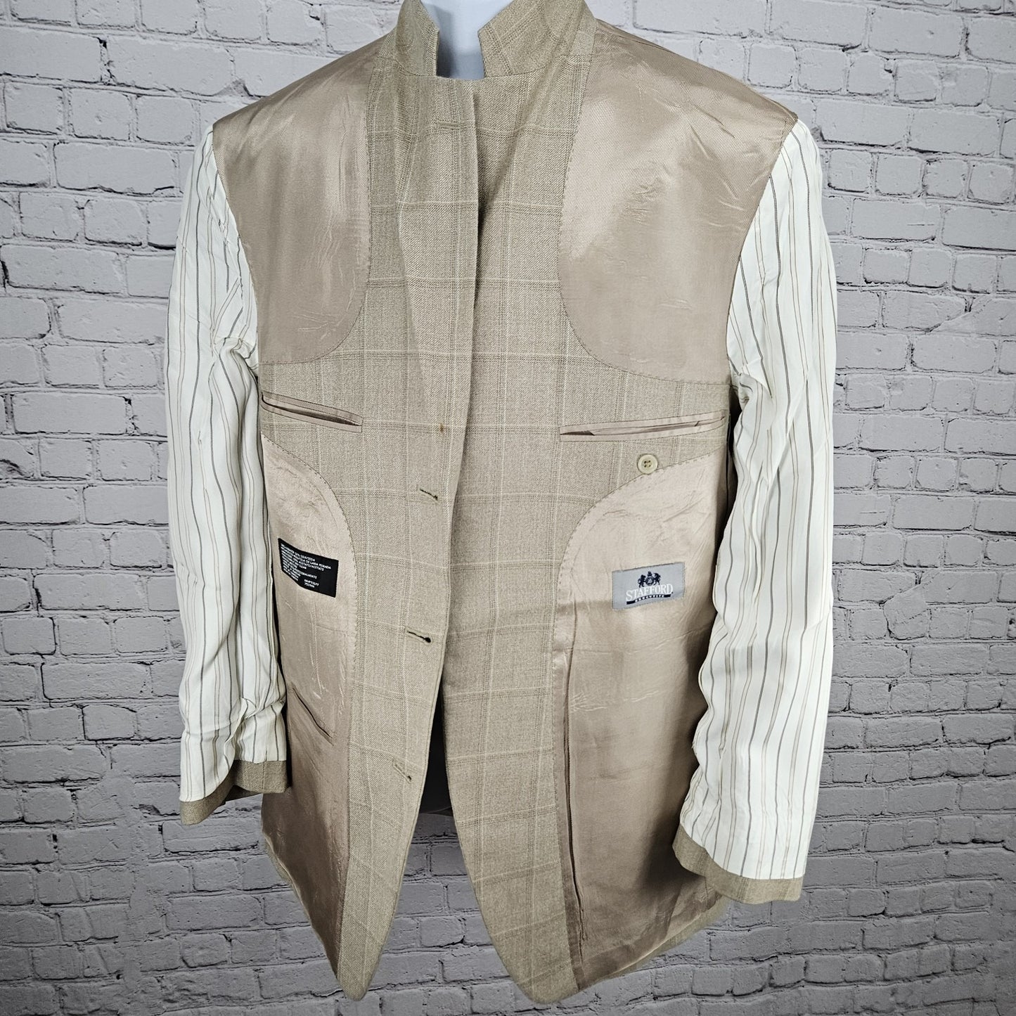 Stafford Beige Silk Wool Executive 3 Button Ventless Notch Blazer Sport Coat 42R