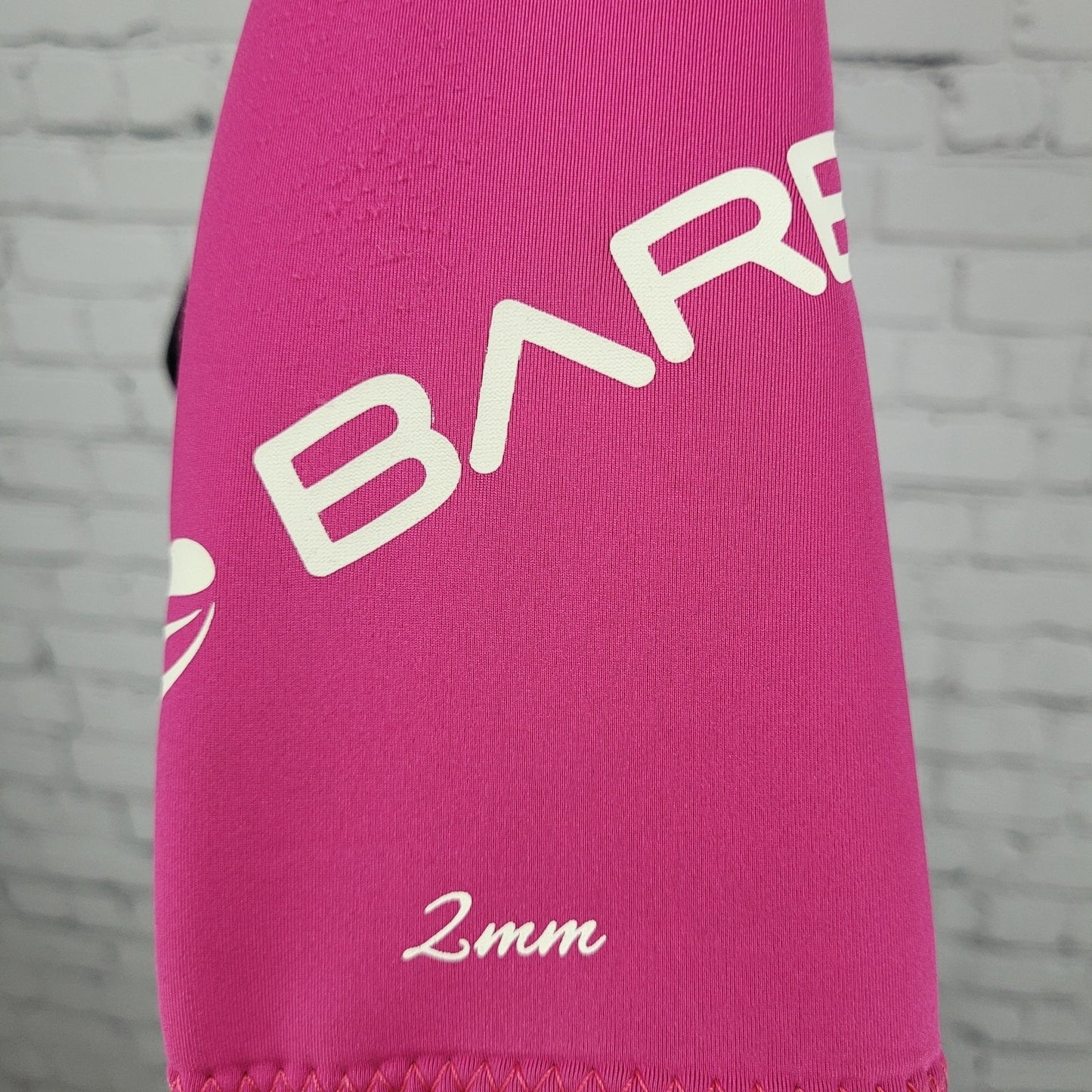 Bare Black Pink 2mm Nixie Springsuit Shorty Wetsuit Swim Short Sleeve Size 2