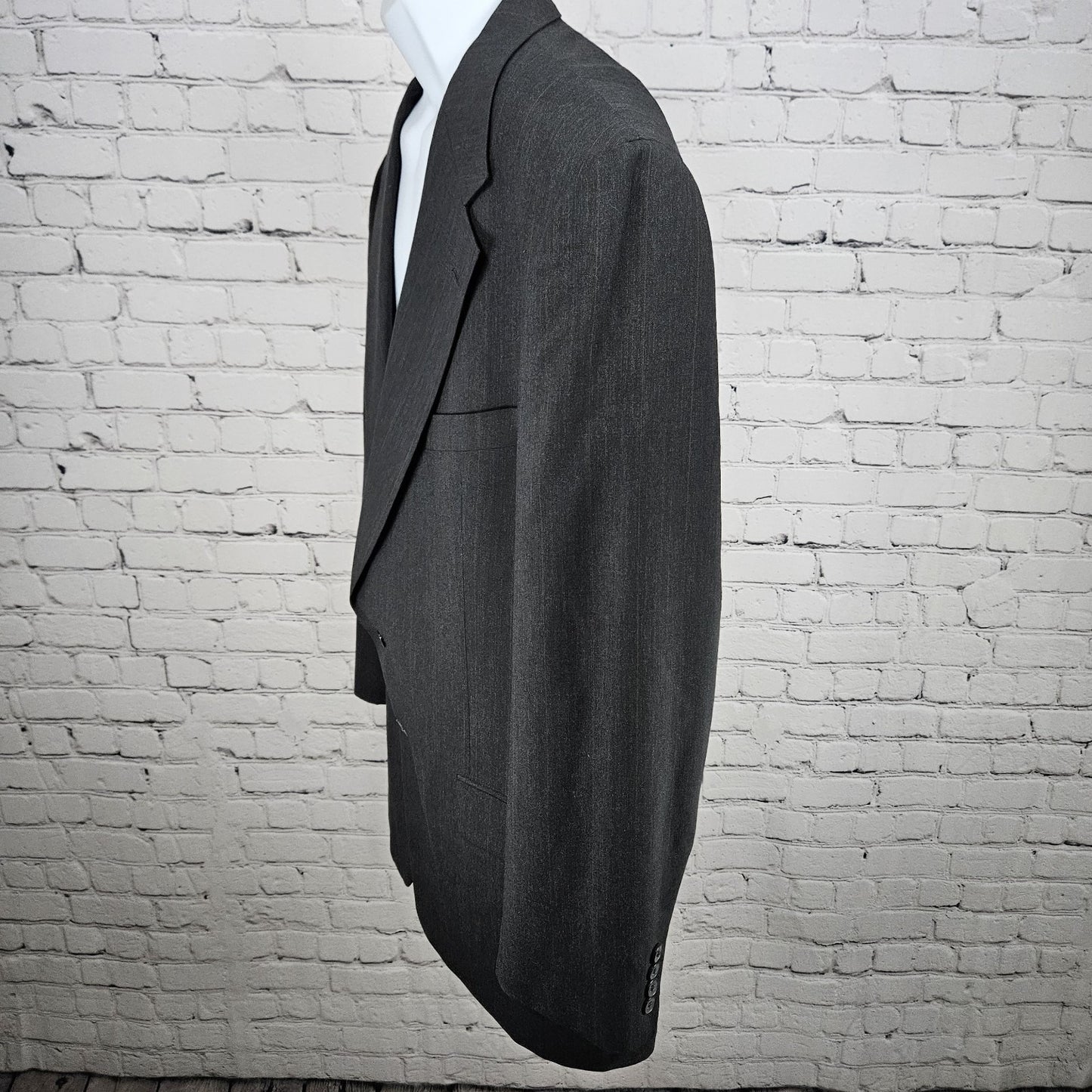 Calvin Klein Grey 100% Wool 2 Button Ventless Notch Blazer Sport Coat USA 44L