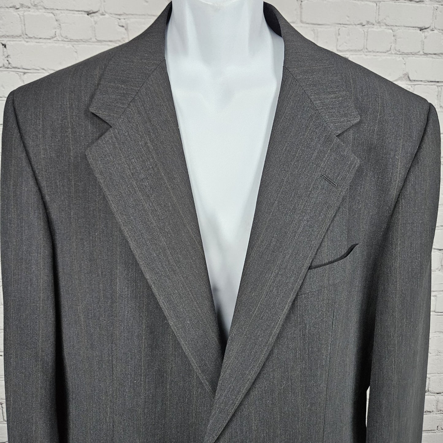 Calvin Klein Grey 100% Wool 2 Button Ventless Notch Blazer Sport Coat USA 44L