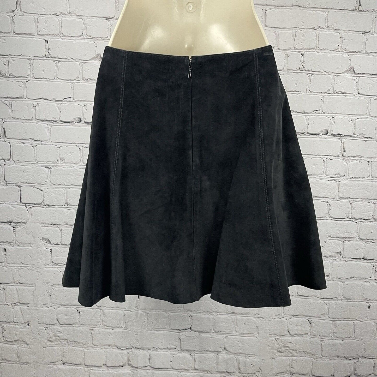 Donald J Pliner Black Suede A Line Mini Skirt Zipped Lined Italy Made Size 4