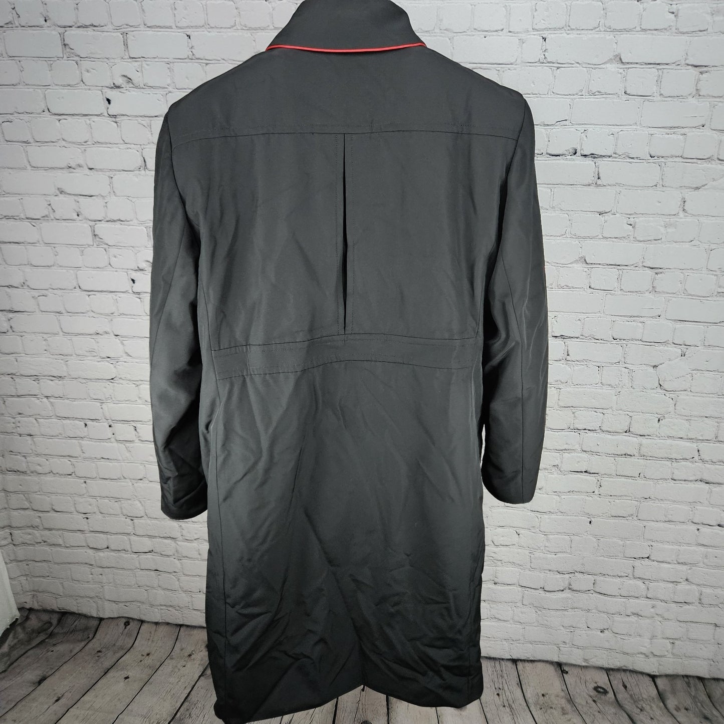 Disney Store Black Mickey Logo Buttoned Removable Quilted Liner Over Coat 46