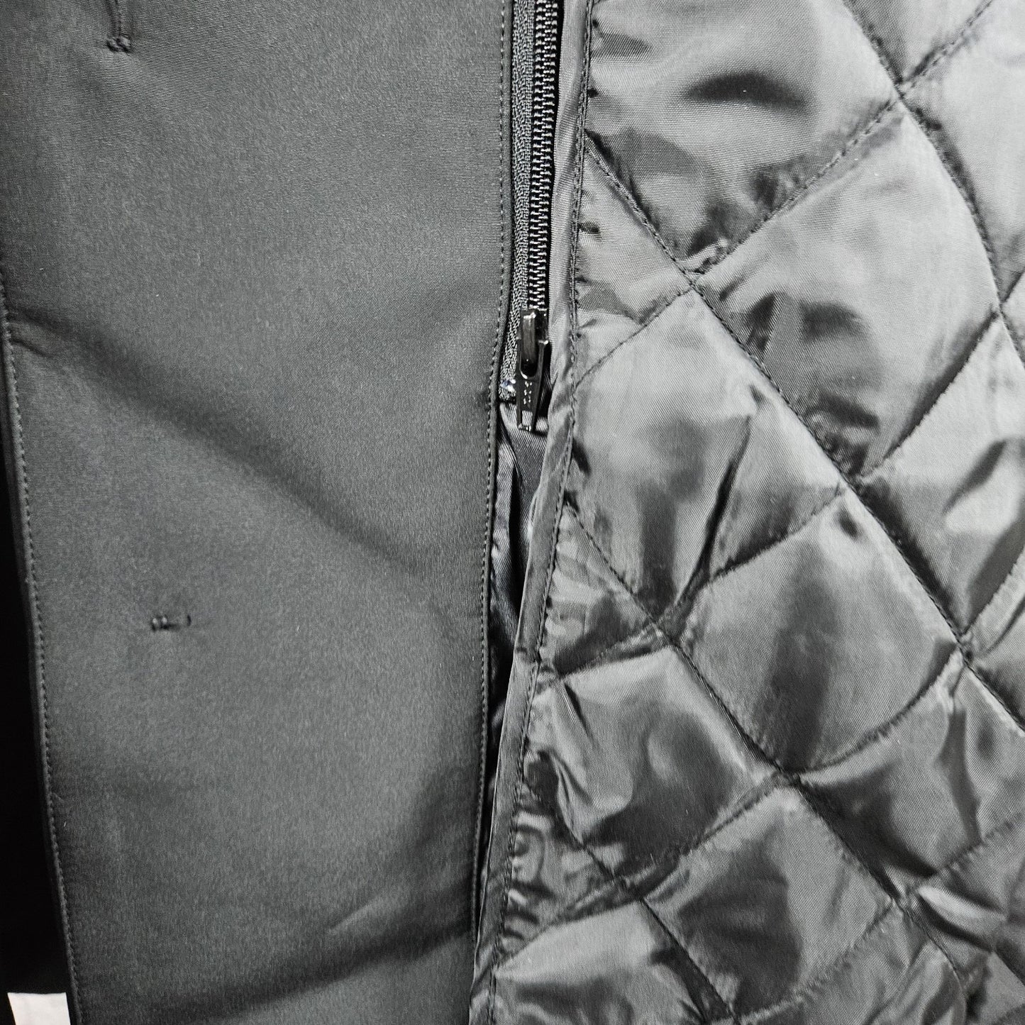 Disney Store Black Mickey Logo Buttoned Removable Quilted Liner Over Coat 46