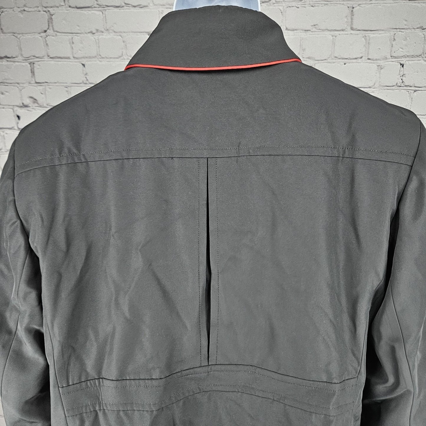 Disney Store Black Mickey Logo Buttoned Removable Quilted Liner Over Coat 46