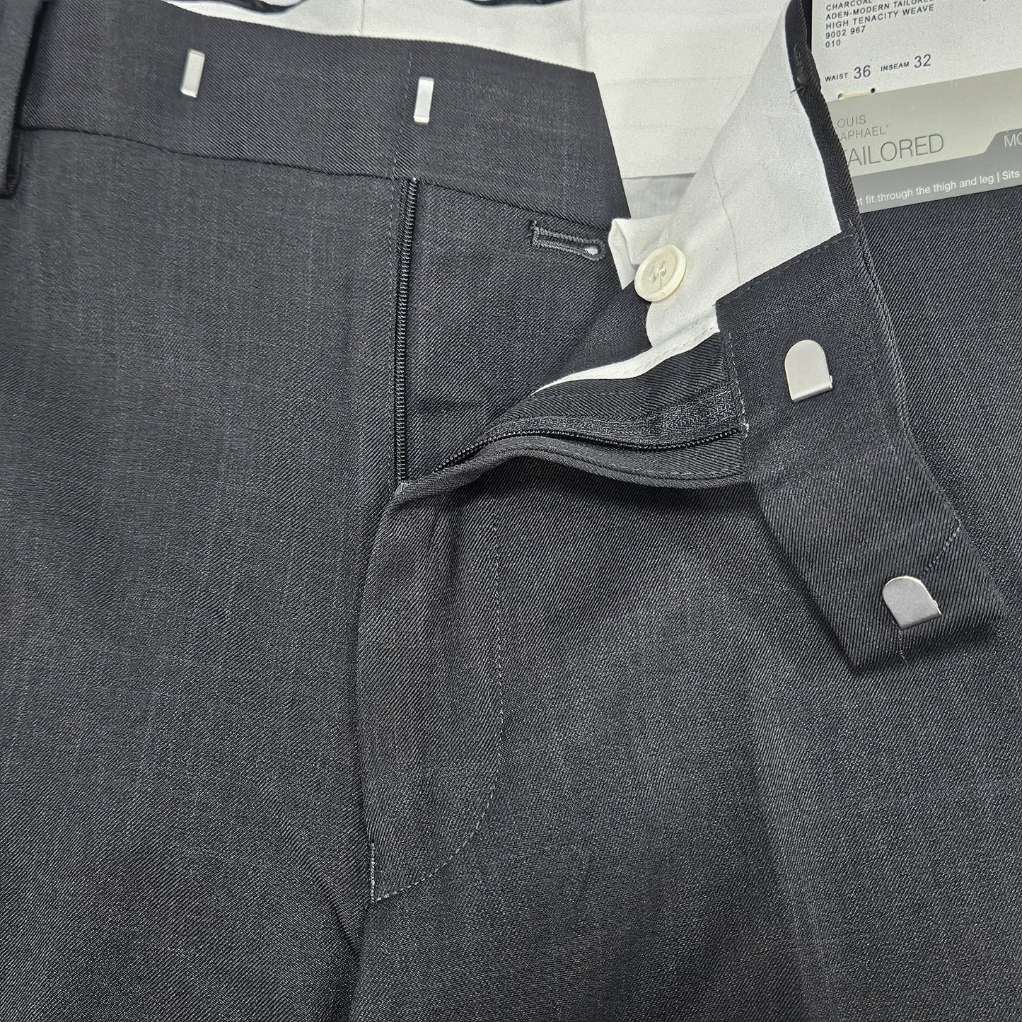 NWT Louis Raphael Charcoal Grey Tailored Modern Fit Flat Front Dress Pants 36x32