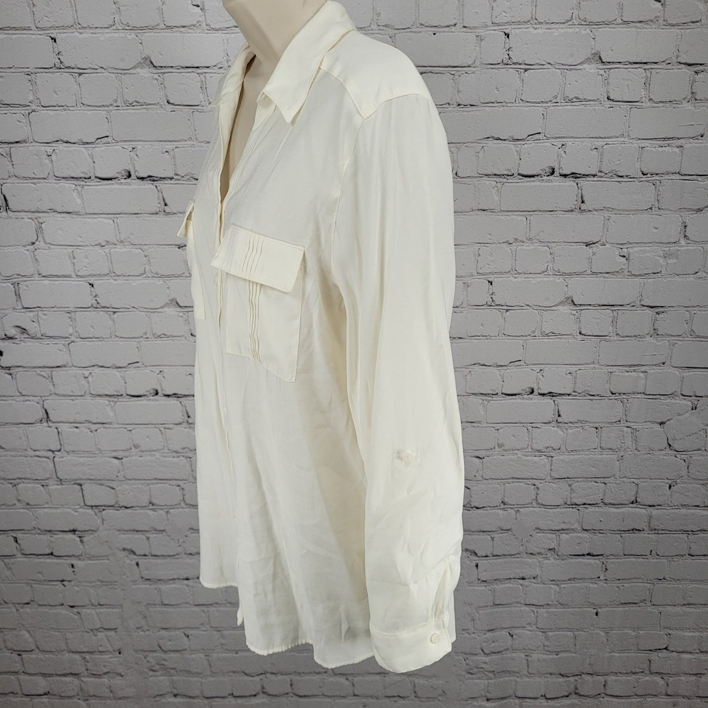 Chico's Ivory Button Up Long Sleeve Roll Tab Collared Shirt Size 2 US 12