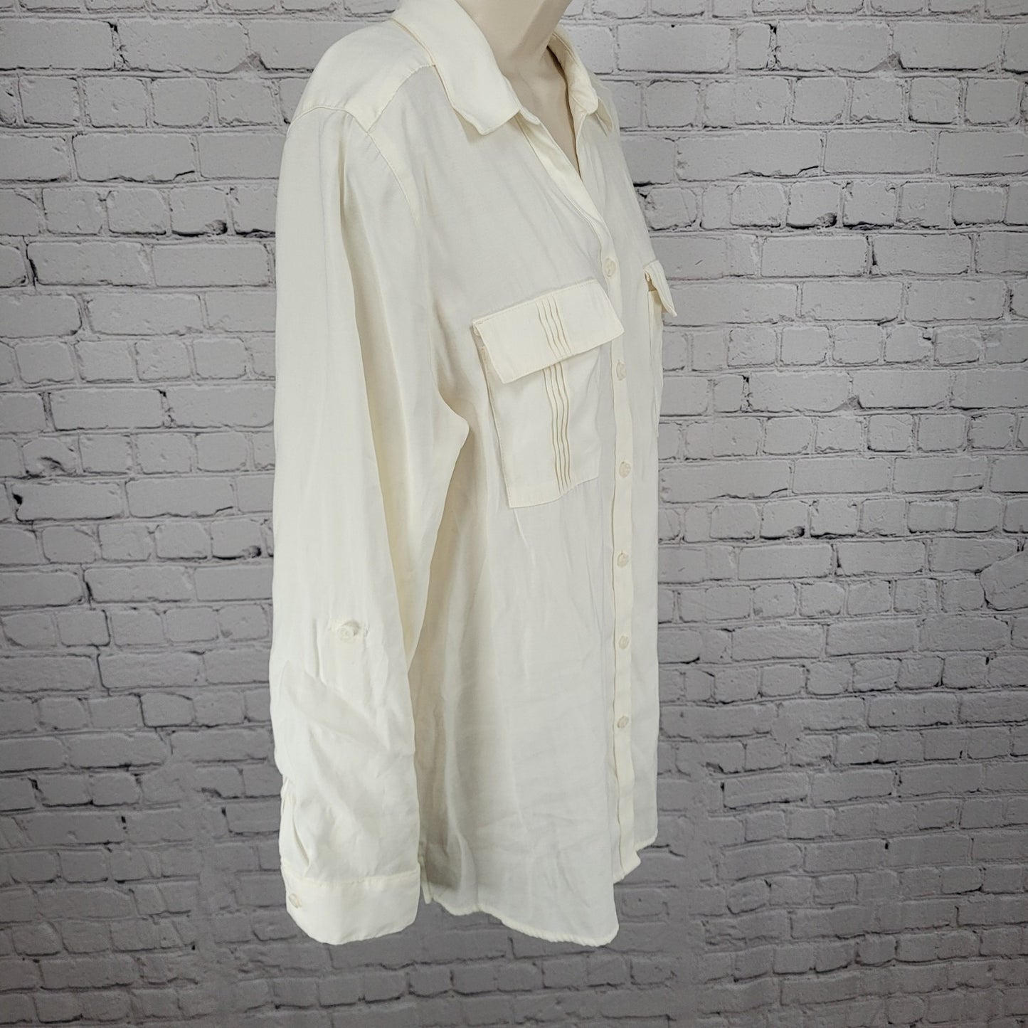 Chico's Ivory Button Up Long Sleeve Roll Tab Collared Shirt Size 2 US 12