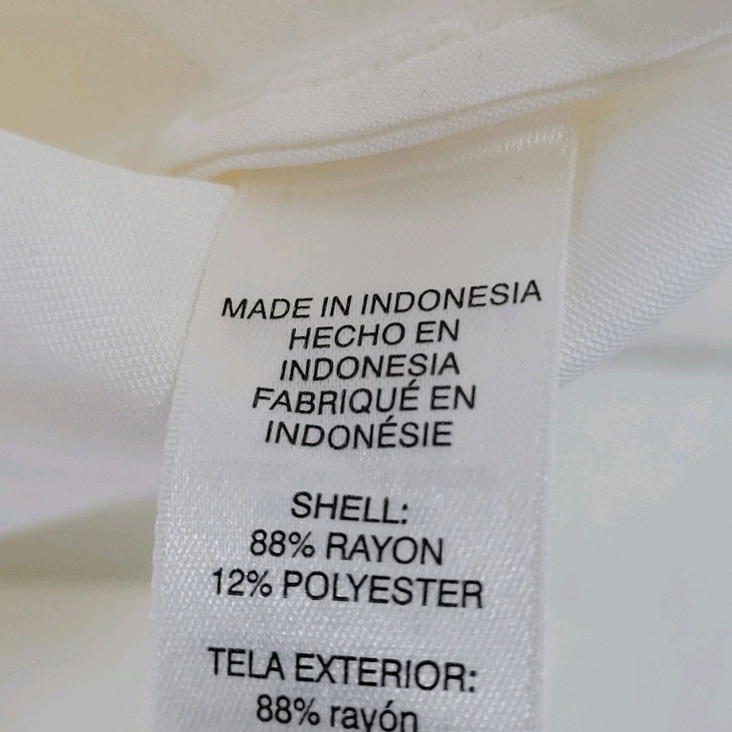 Chico's Ivory Button Up Long Sleeve Roll Tab Collared Shirt Size 2 US 12