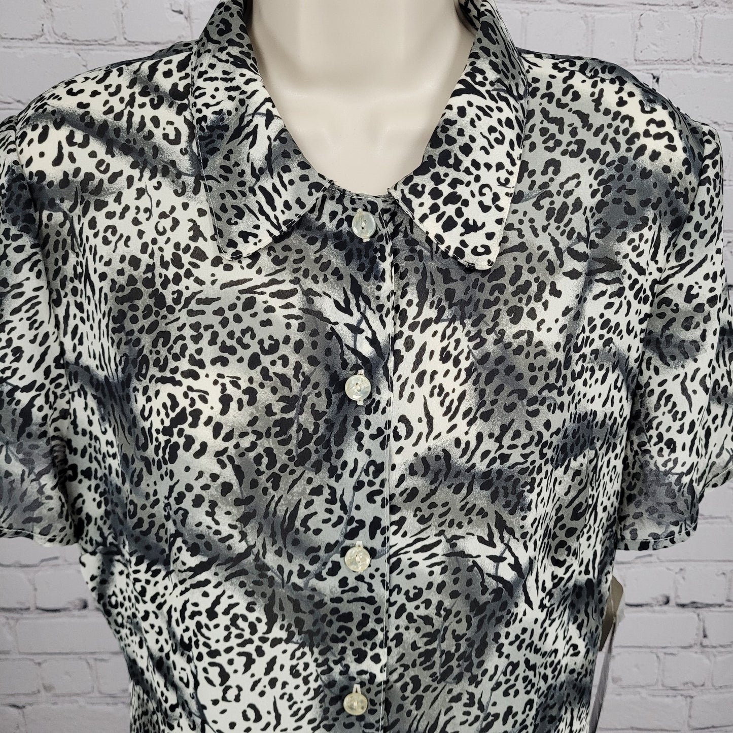 NWT VTG Melissa Harper Black Grey Chiffon Leopard Semi Sheer Buttoned Dress 12