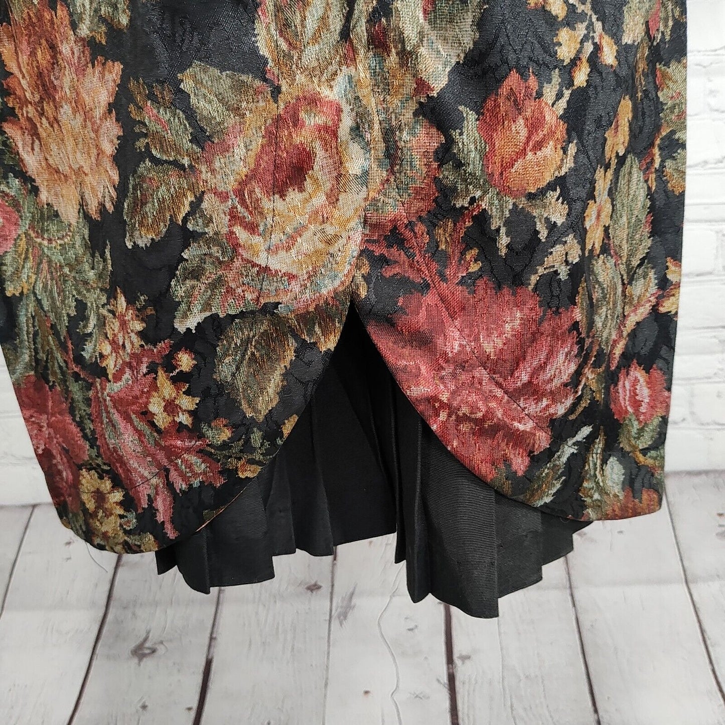 VTG Dawn Joy Fashion Faux Cami Pleated Skirt Liner Floral Embellished Buttons 12