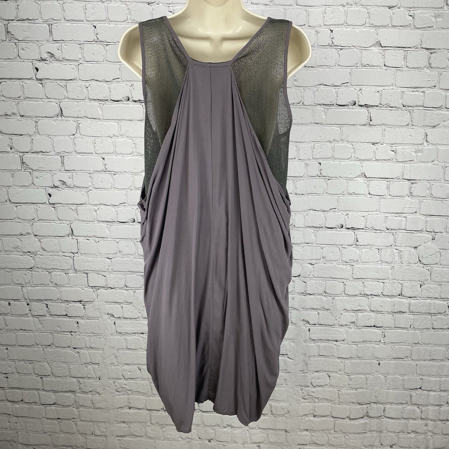 Nic. K Grey Purple Sleeveless Layered Mesh Back Pockets Dress Size Medium M
