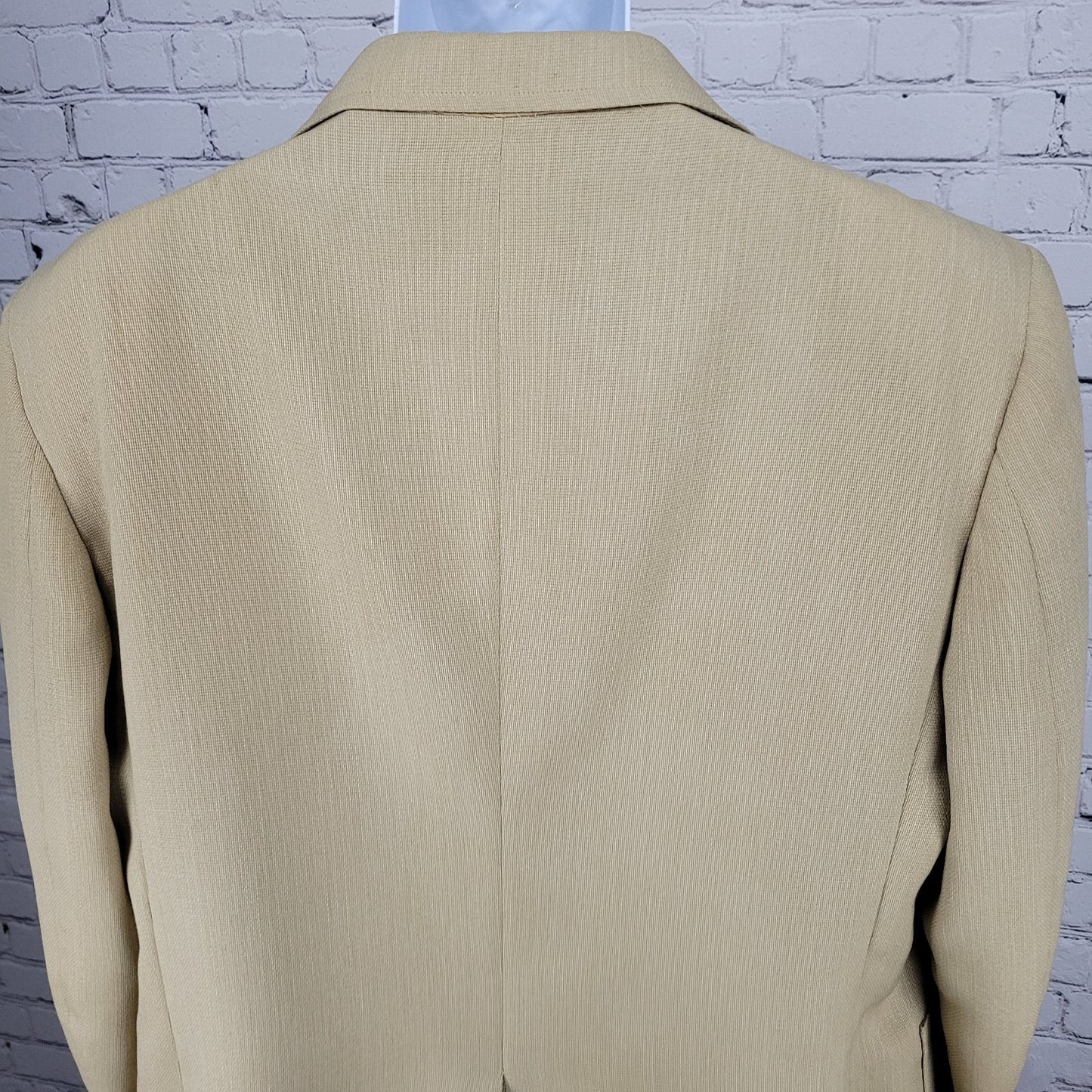 VTG Unbranded Tan 2 Button Single Vented Notch Blazer Sport Coat USA 44