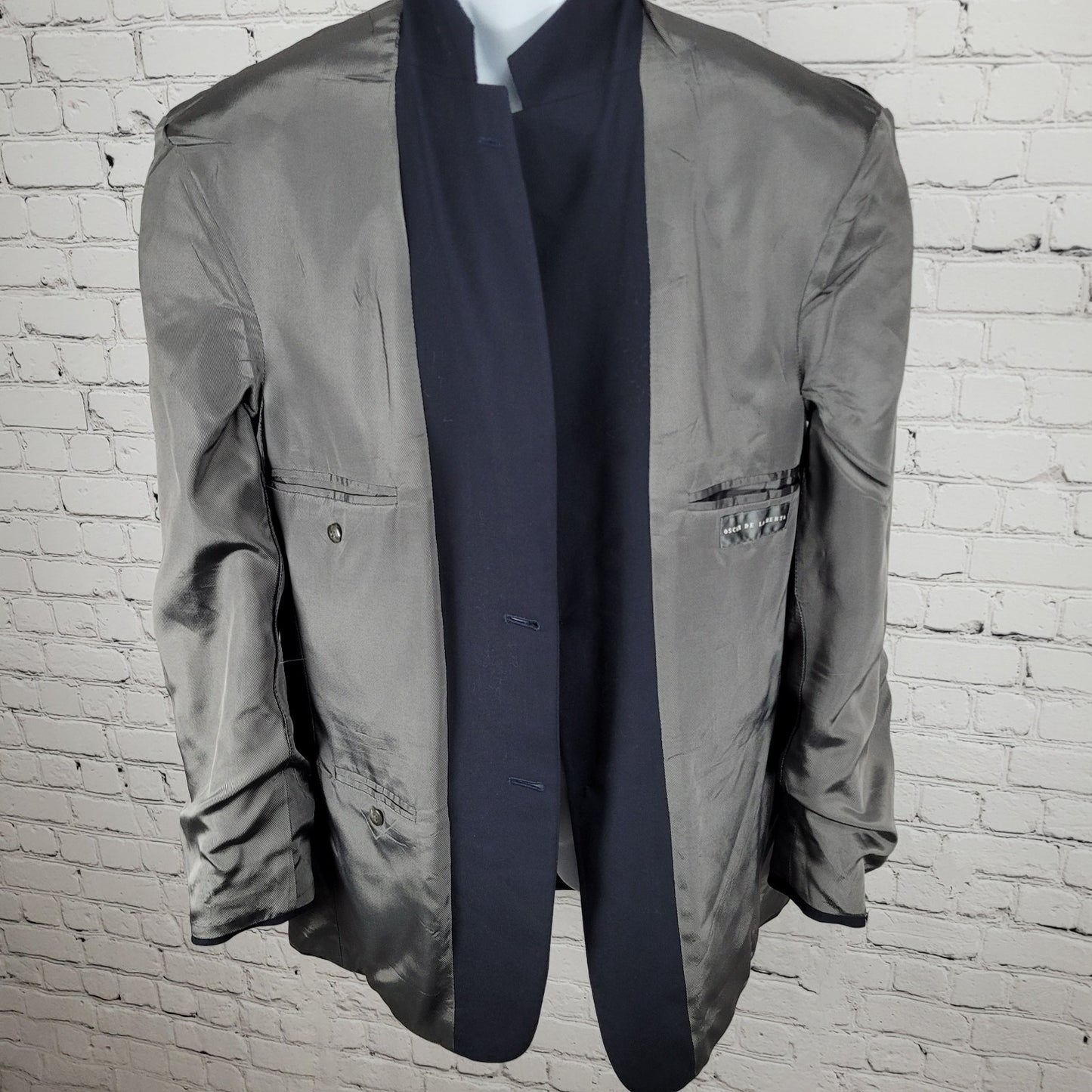 Oscar De La Renta Navy 100% Wool 2 Button Ventless Notch Blazer Sport Coat 40R