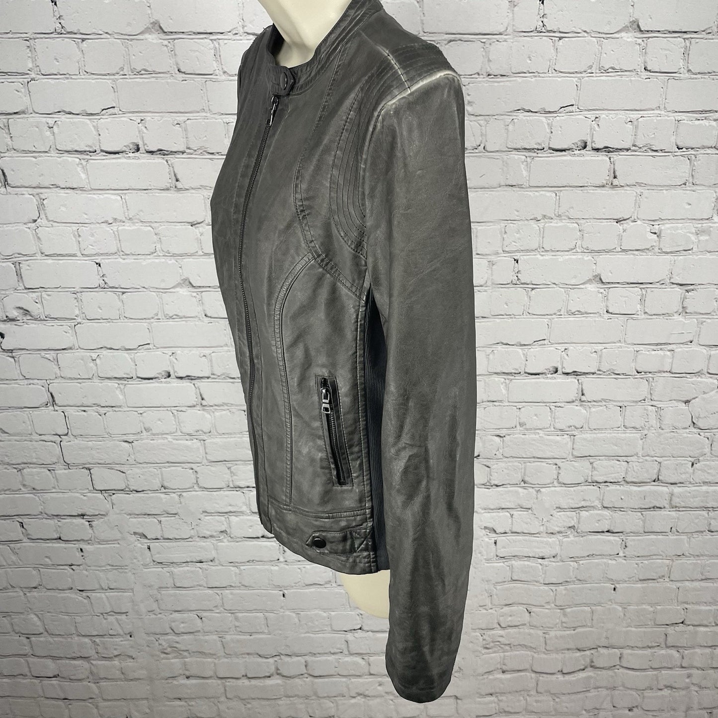 Sebby Collection Grey Faux Leather Moto Knit Sides Stretch Jacket Size Small S
