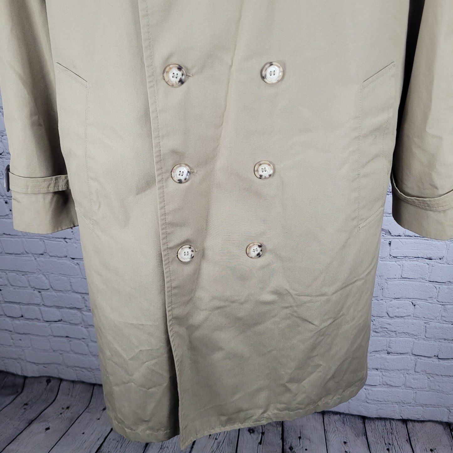 VTG Clipper Mist Tan Double Breasted Removable Faux Fur Liner Trench Coat 40R
