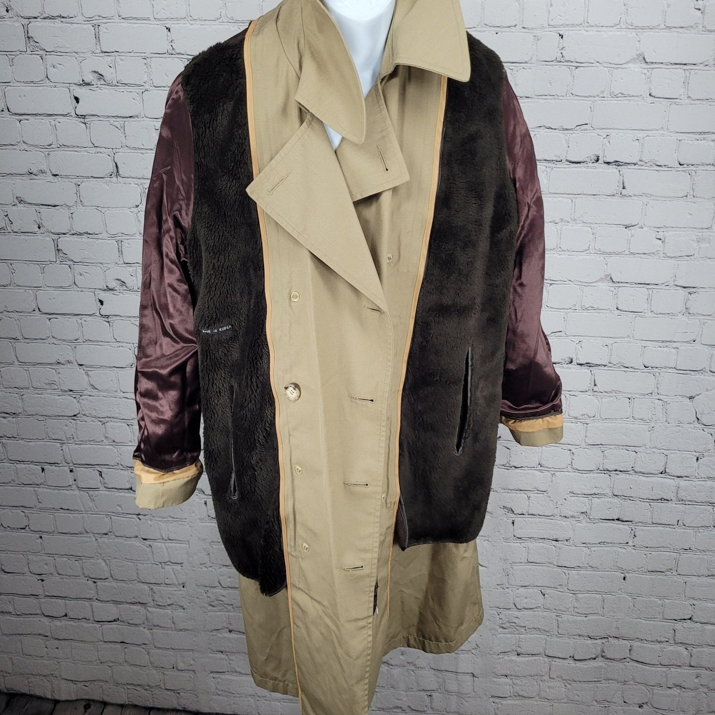 VTG Clipper Mist Tan Double Breasted Removable Faux Fur Liner Trench Coat 40R