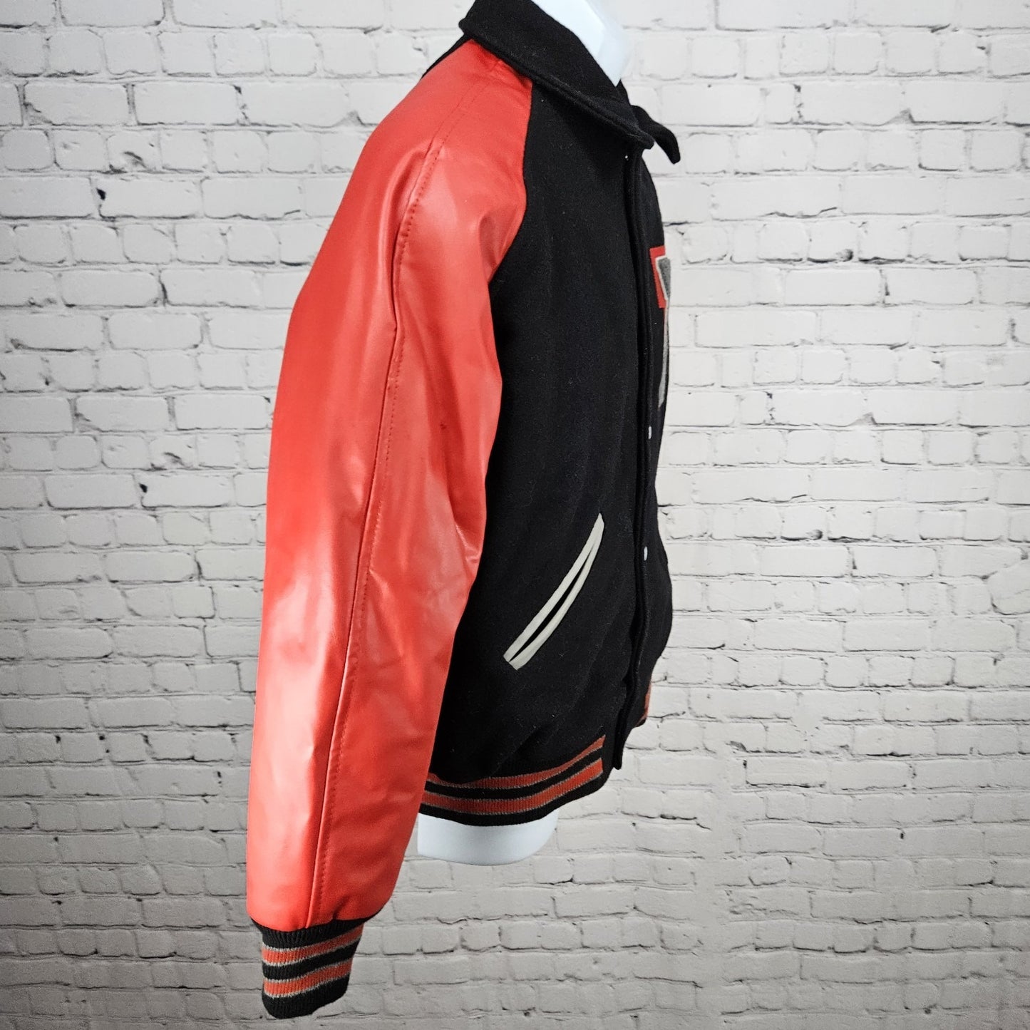 CenTex Black Red Wool Blend Retro Varsity Letterman School Snap Jacket Medium M