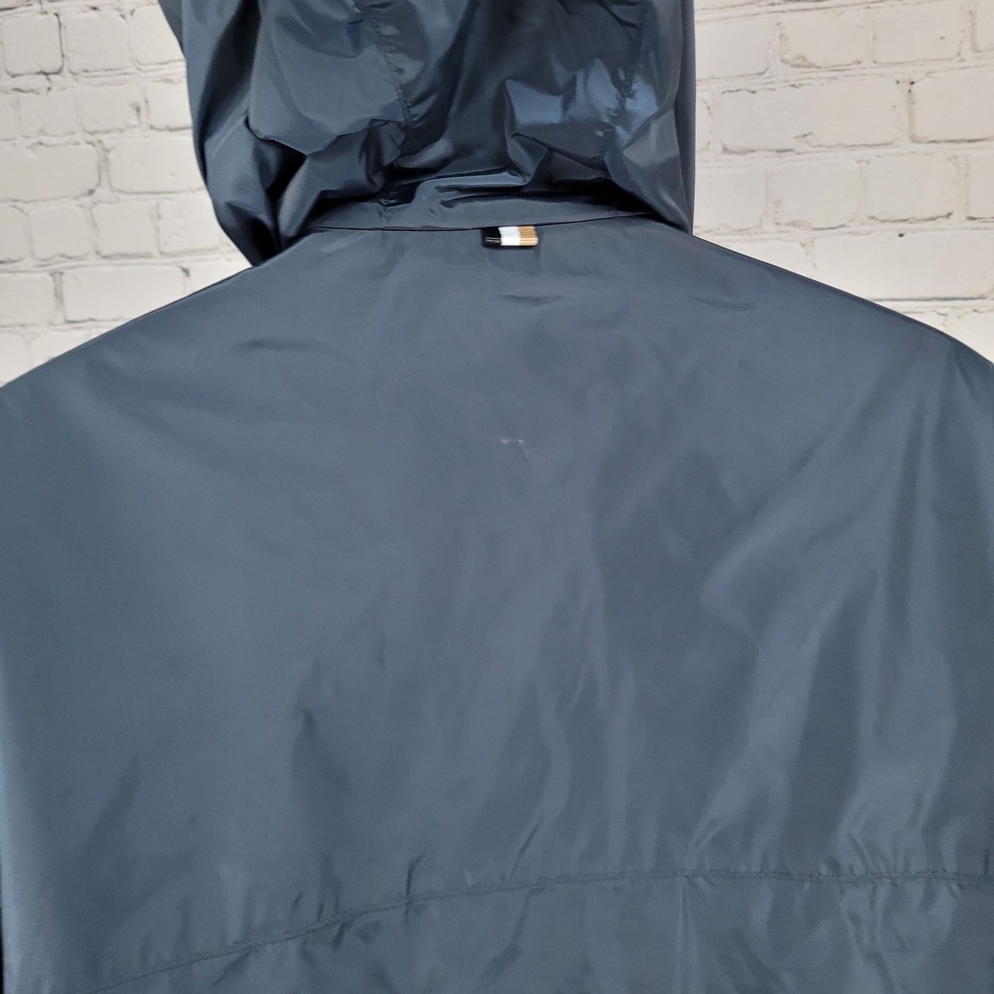 Boss Navy Hooded Lightweight Full Zip Inner Pocket Windbreaker Jacket 44R