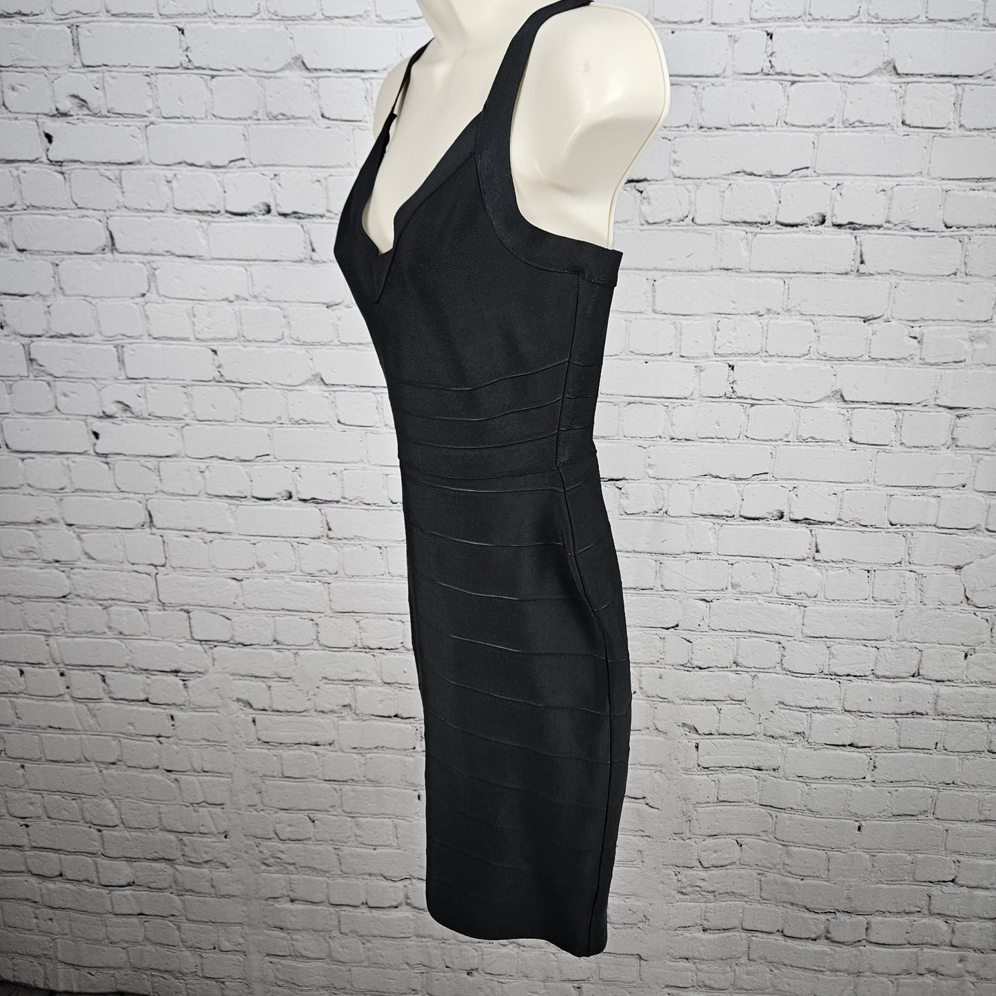 Aqua Black Strappy V Neck Back Zip Stretch Bodycon Short Dress Large L