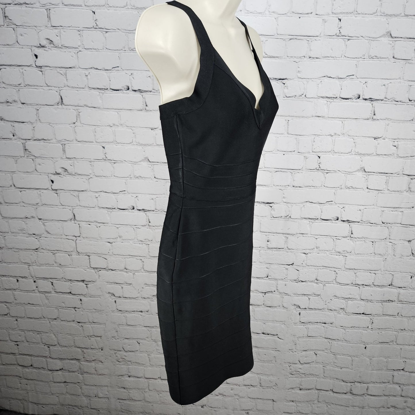 Aqua Black Strappy V Neck Back Zip Stretch Bodycon Short Dress Large L
