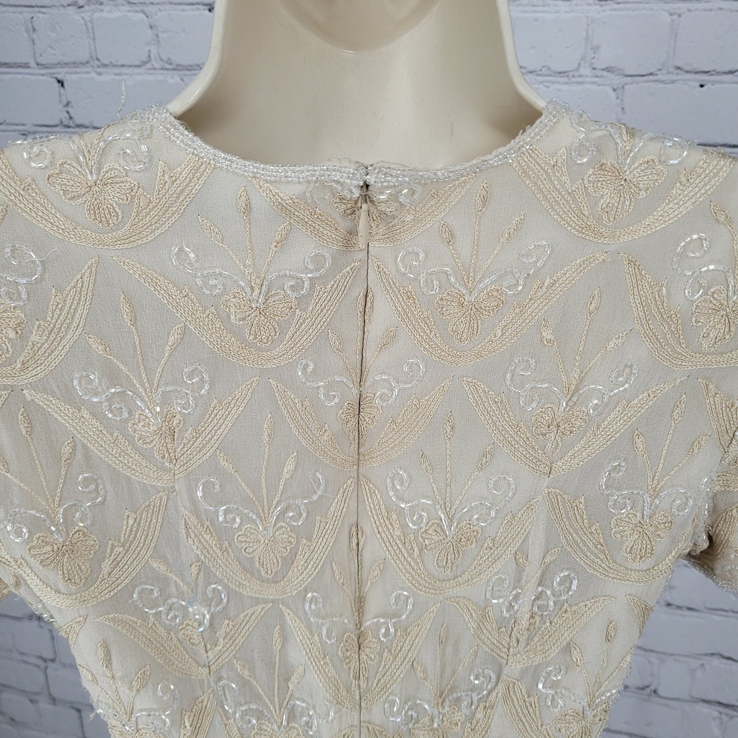 Papell Boutique Evening Beige 100% Silk Beaded Embroidered Top Size P6
