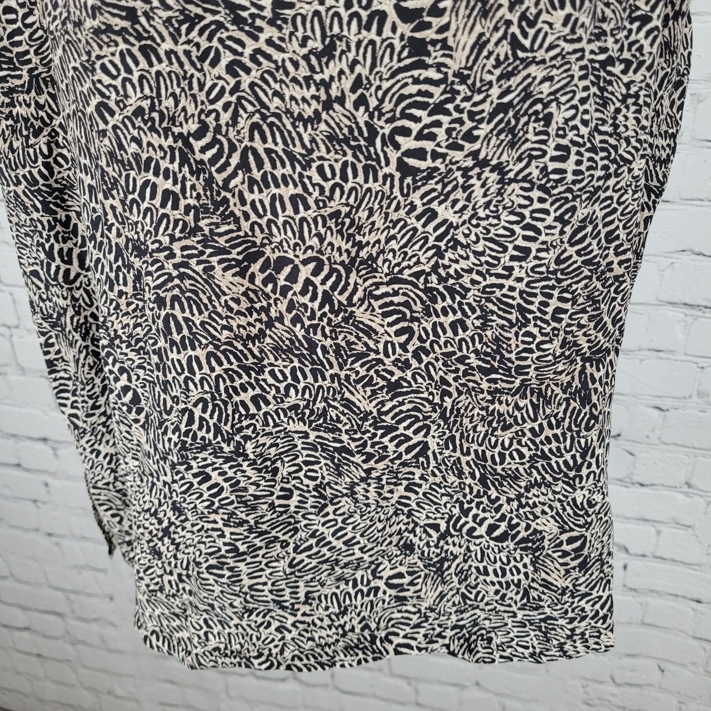 L'Agence Black Print 100% Silk Lightweight Sleeveless Blouse Top Size 2