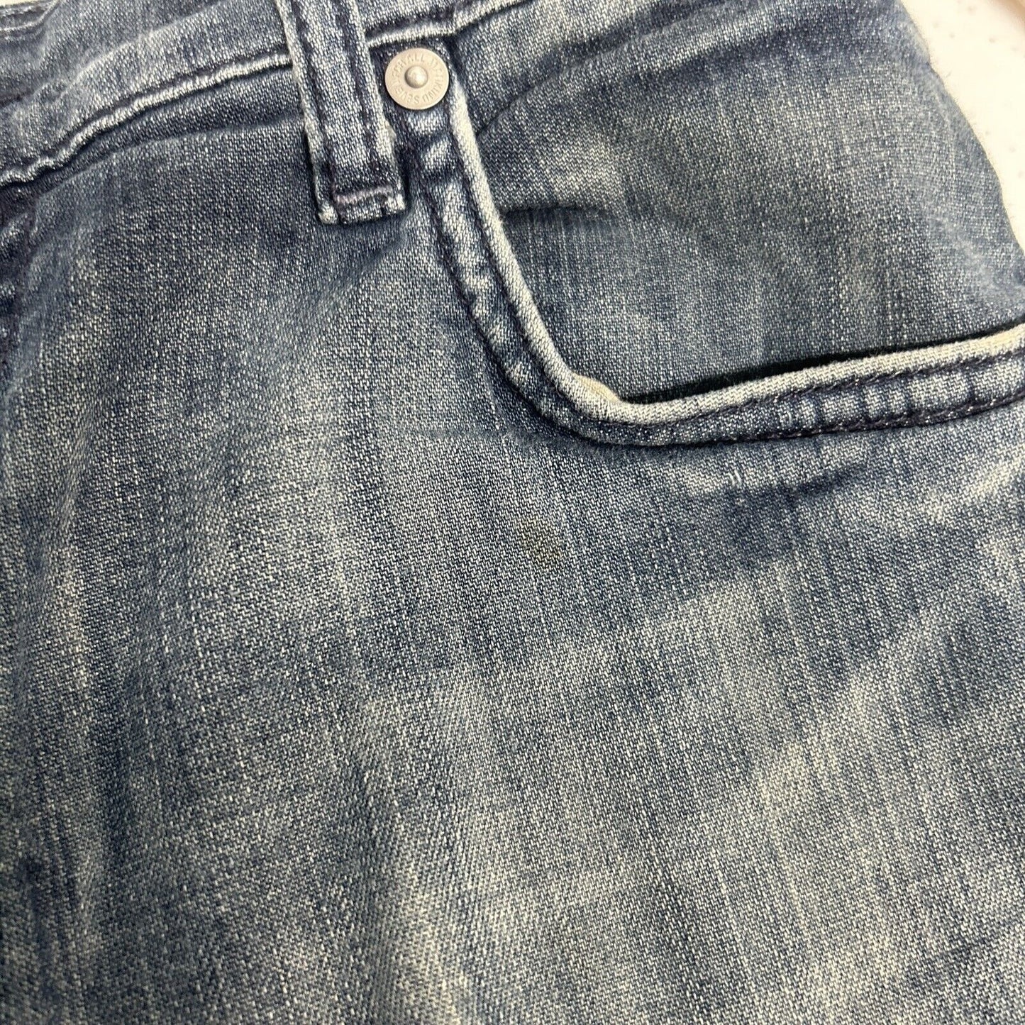 7 For All Mankind Medium Wash Mid Rise Tripster Women’s Jeans 30 (30 x 28)