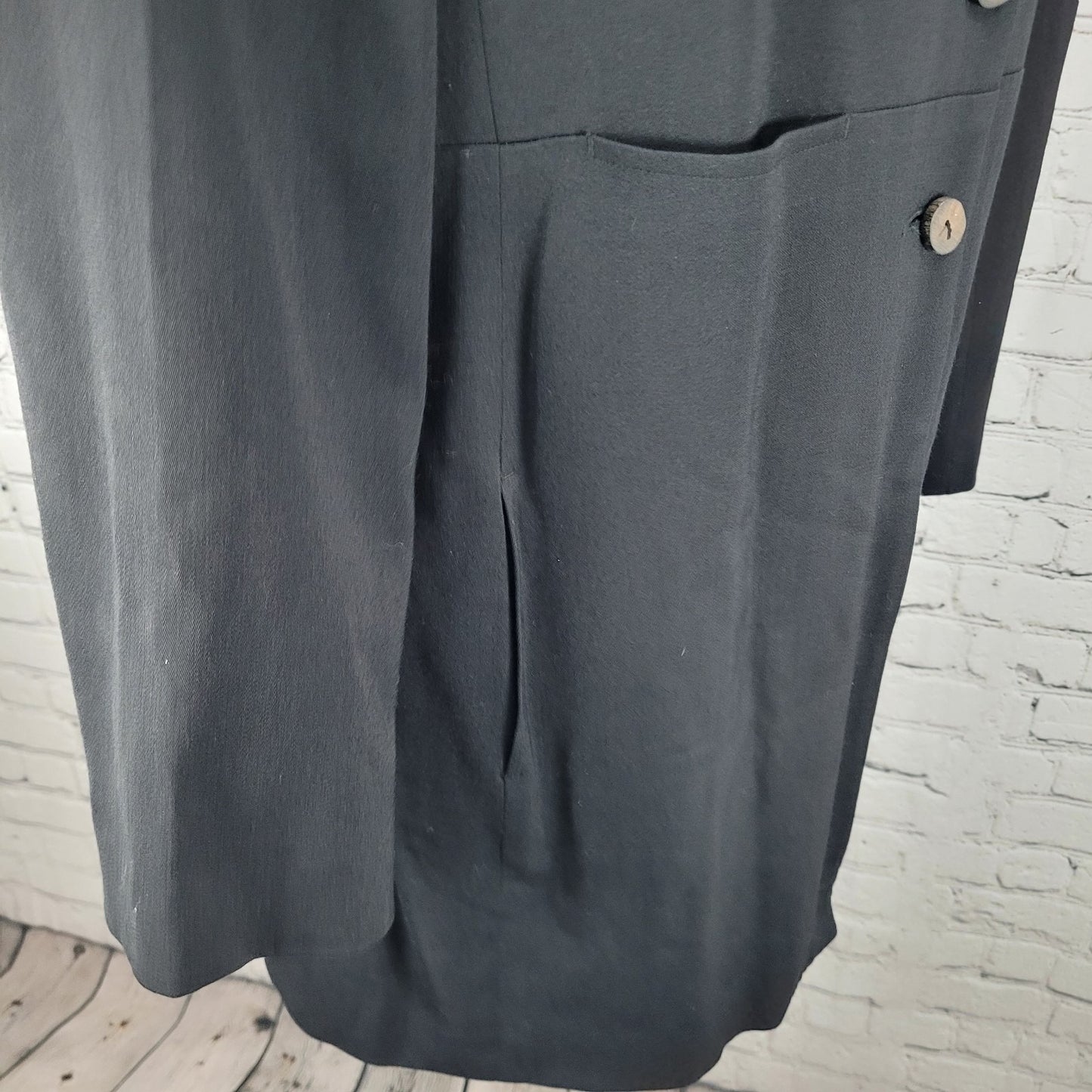 VTG J. Jill Black Wool Blend Stretch Lightweight Buttoned Lined Coat Size 18