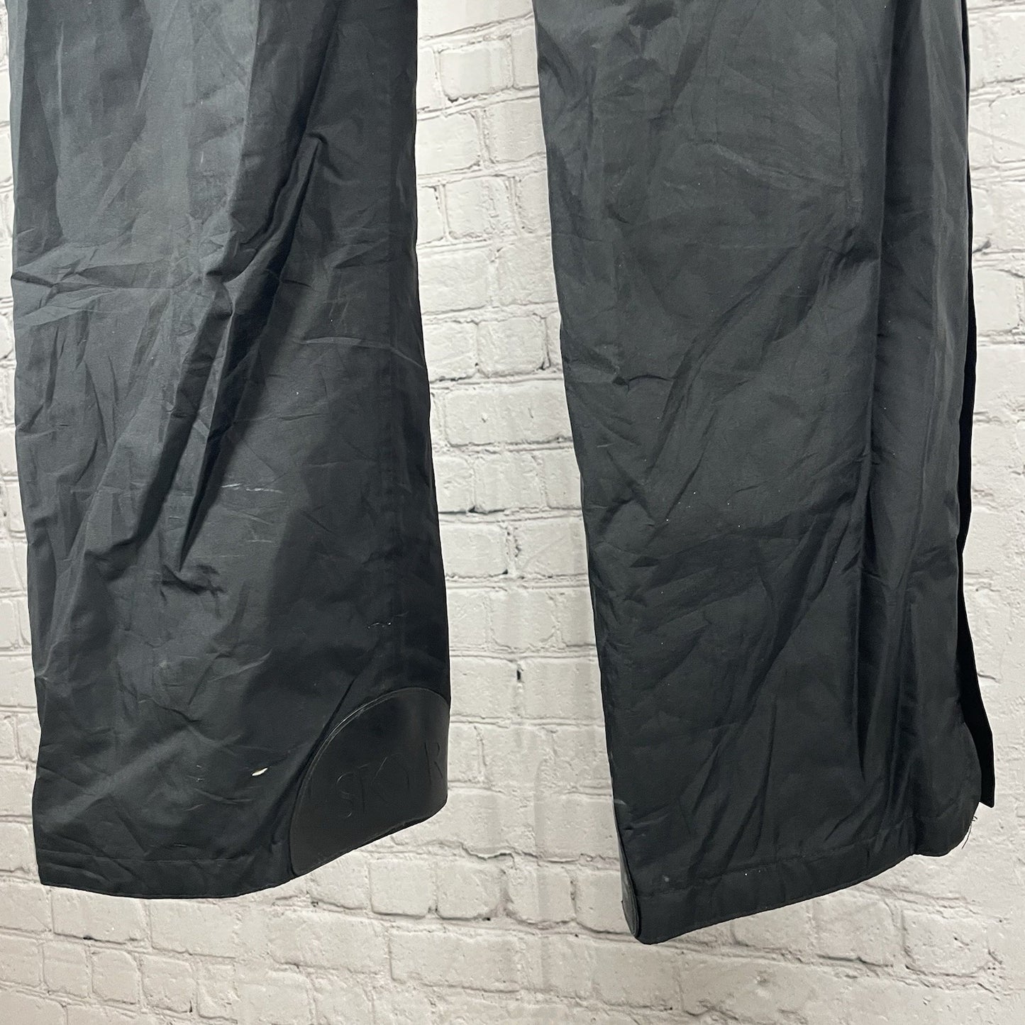 SKYR Black Gore Tex Belted Insulated Zip Pockets Snow Ski Pants Size XL (36x32)
