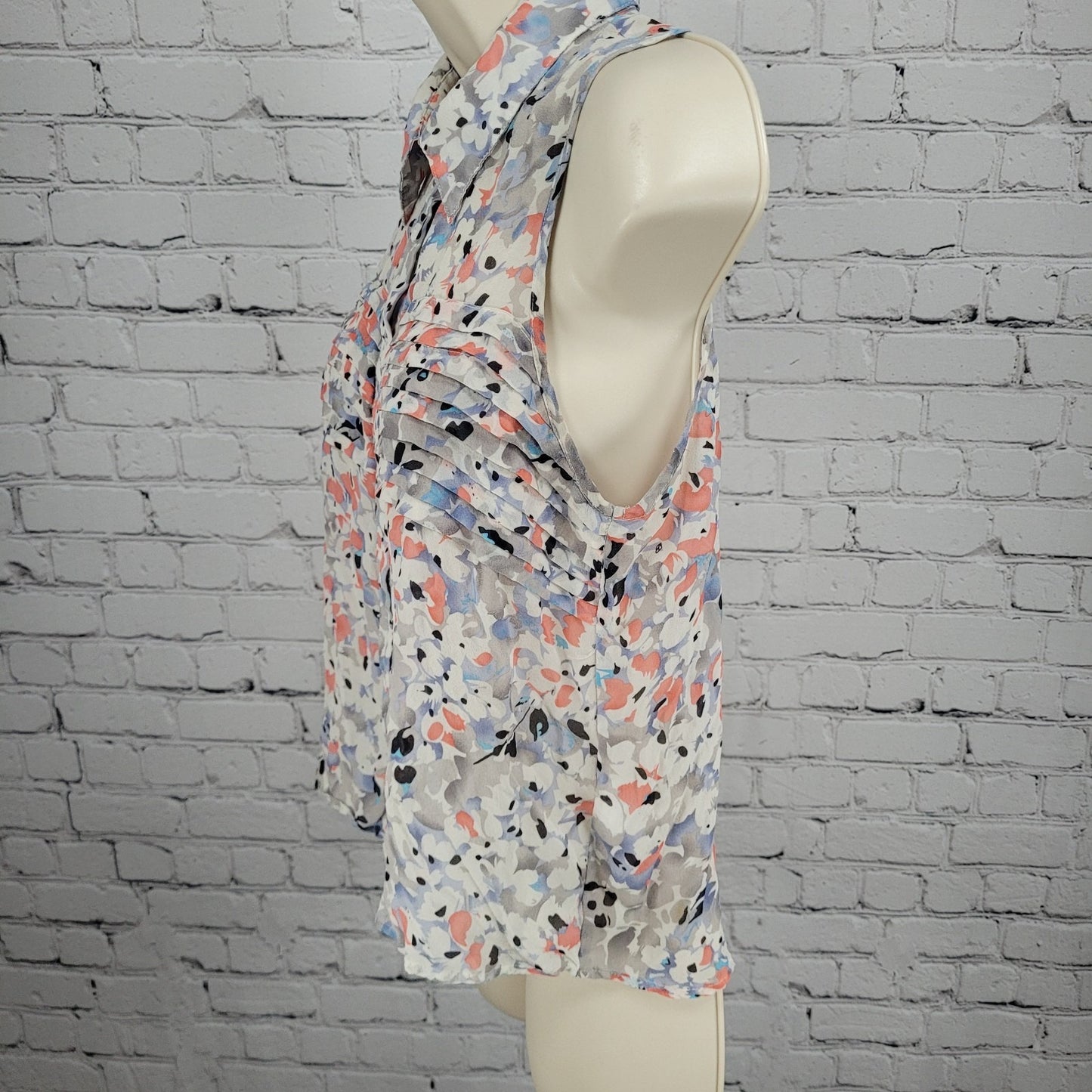 Yumi Kim Multicolor 100% Silk Semi Sheer Buttoned Sleeveless Top Blouse Small S