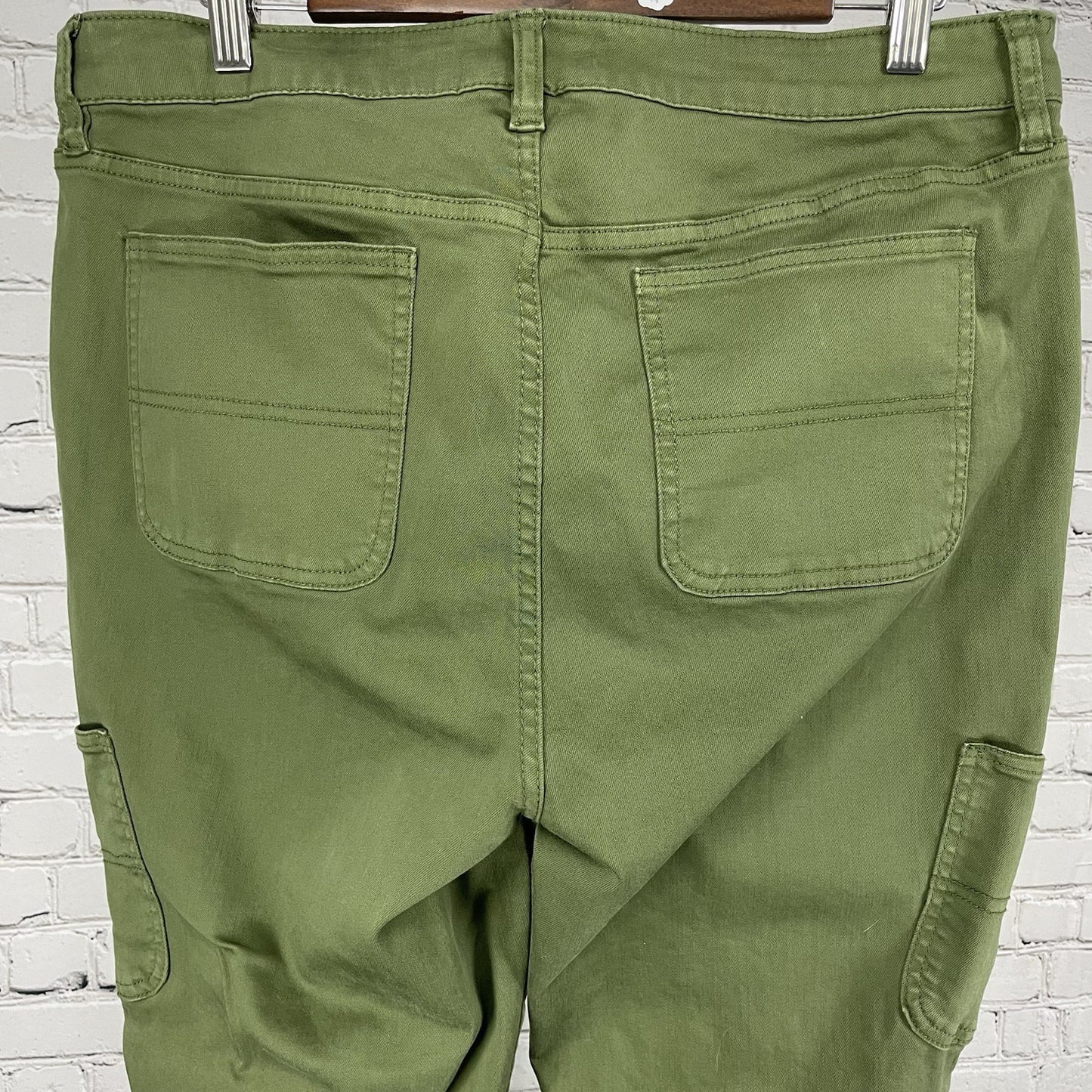 OAT Green High Rise Skinny Ankle Cargo Pocket Pants Stretch Size 32 (34x27)