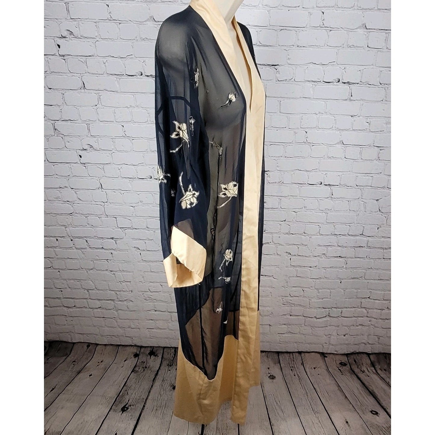 VTG Victoria's Secret Navy & Gold Sheer Embroidered Floral Robe Size Small S