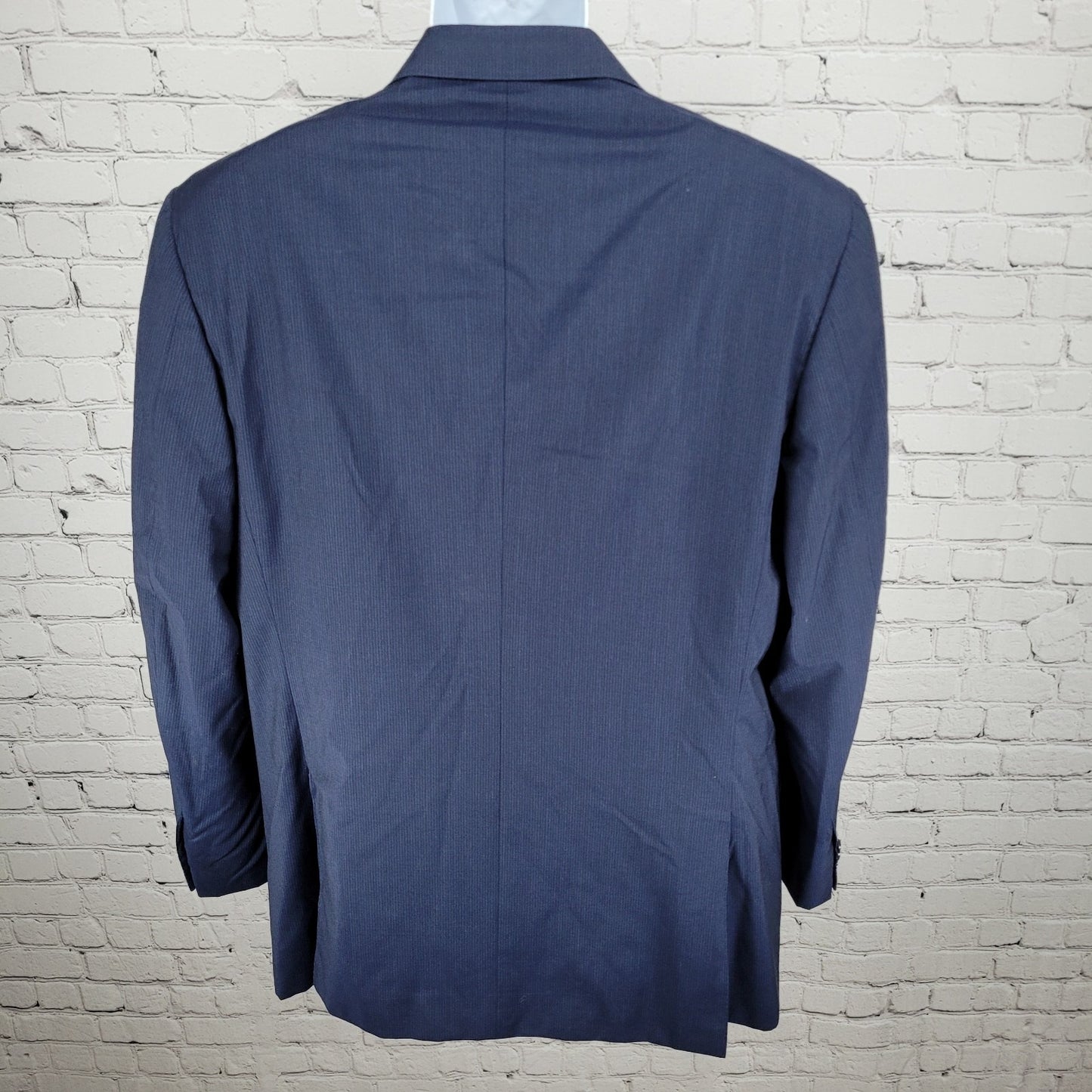 Canali Navy Pinstriped 100% Wool 2 Button Blazer Sport Coat Italy Made 42L US